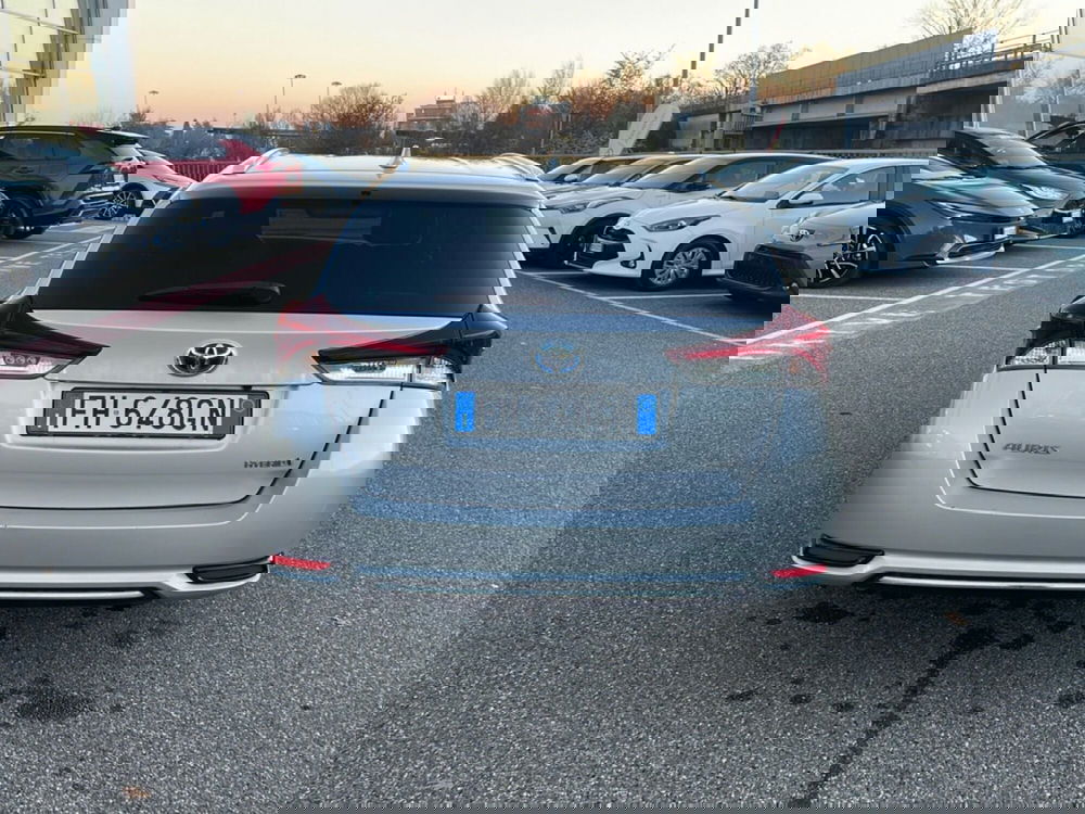 Toyota Auris Station Wagon usata a Piacenza (6)