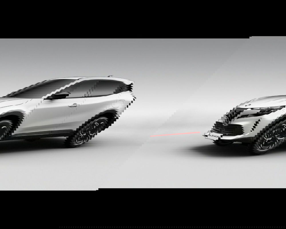 Alfa Romeo Junior nuova a Torino