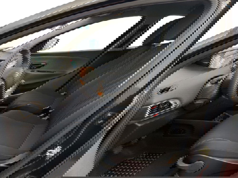 Lancia Ypsilon usata a Torino (10)