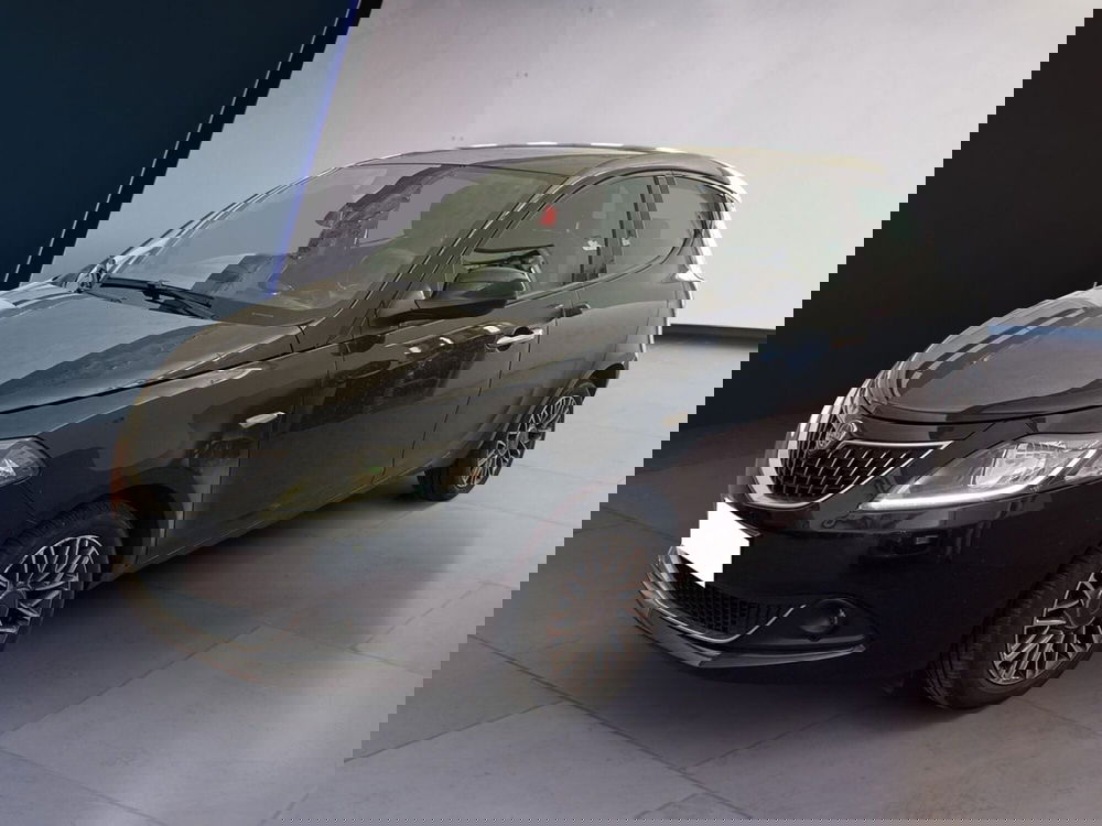 Lancia Ypsilon usata a Torino (2)