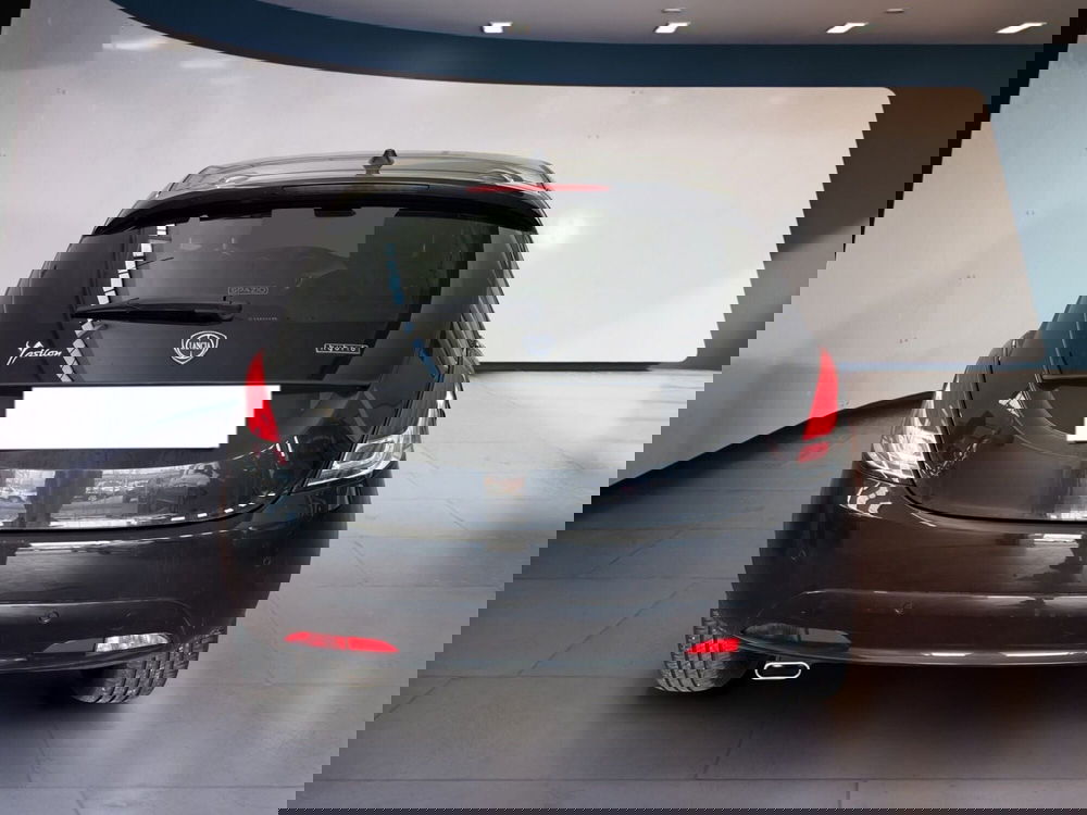 Lancia Ypsilon usata a Torino (5)