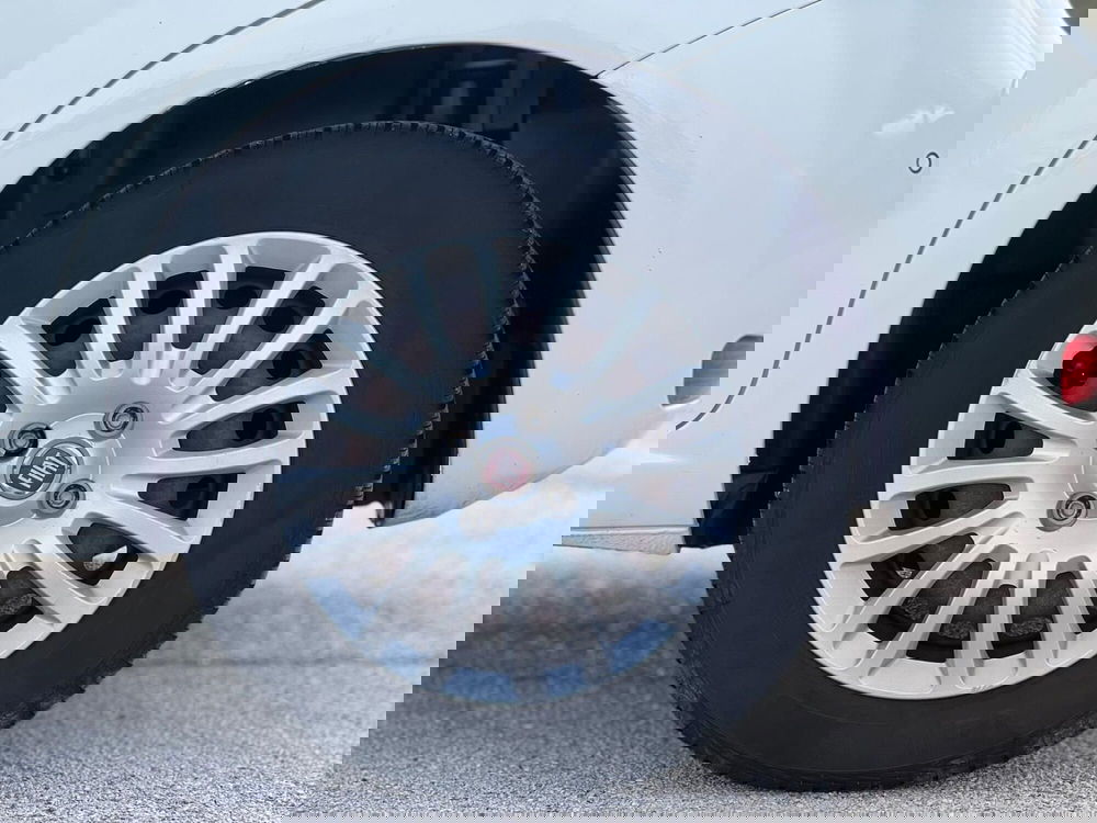 Fiat Punto usata a Matera (11)