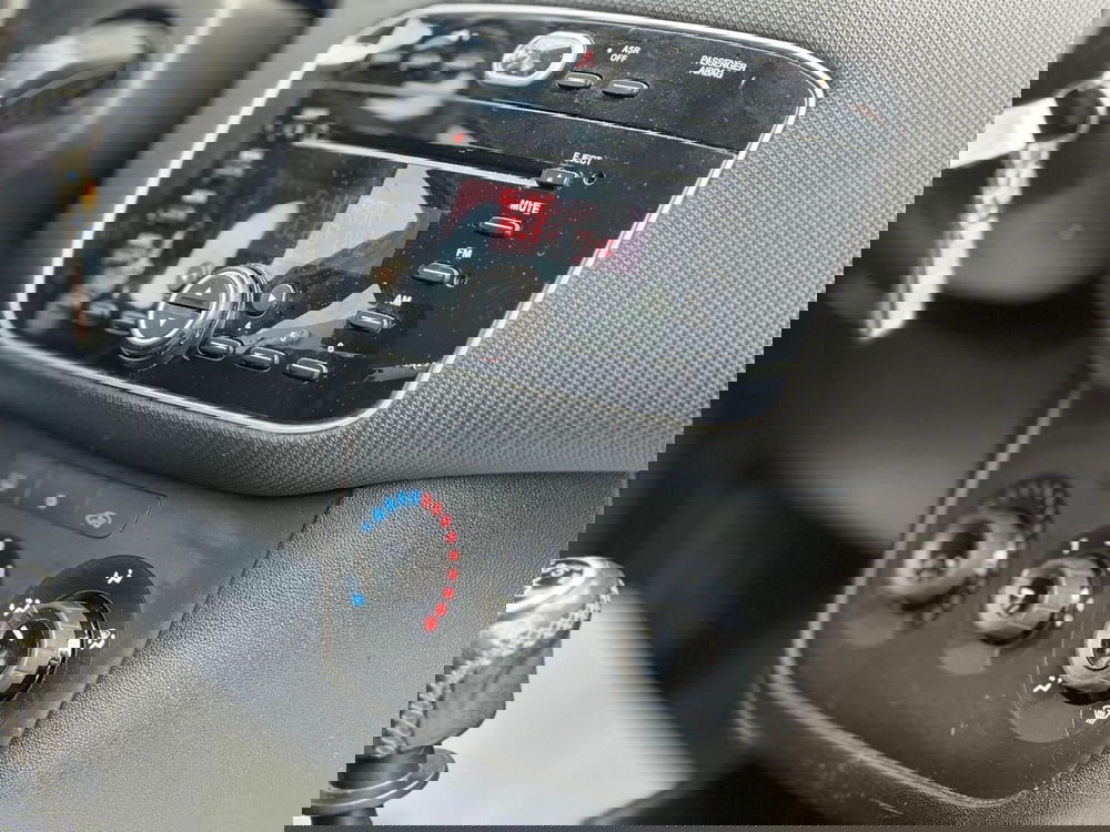 Fiat Punto usata a Matera (17)