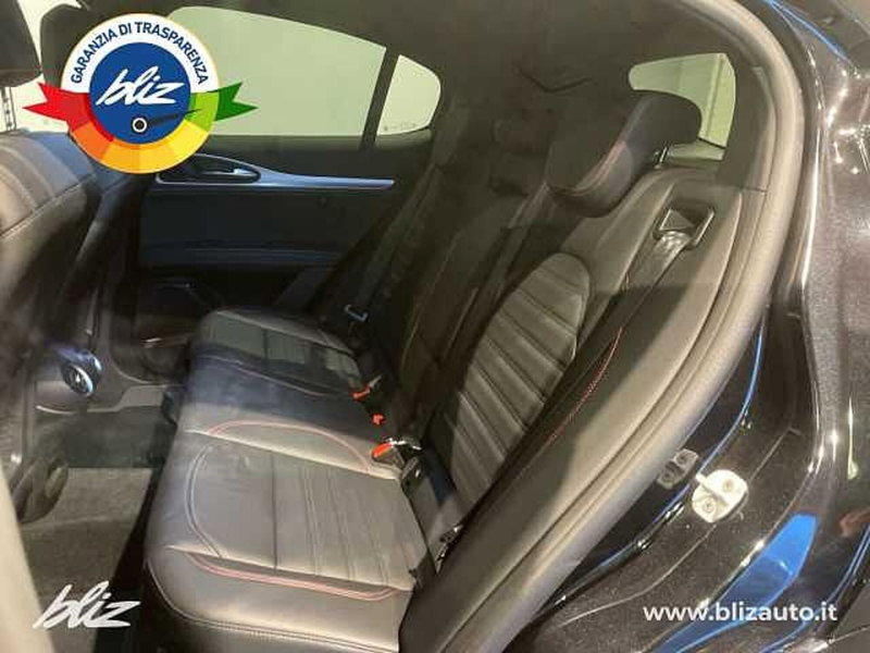 Alfa Romeo Stelvio usata a Udine (12)