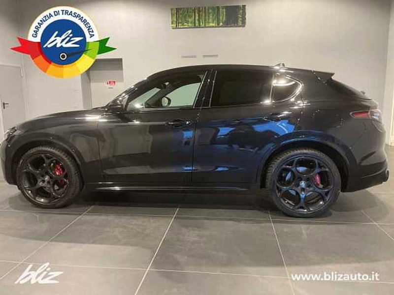 Alfa Romeo Stelvio usata a Udine (2)