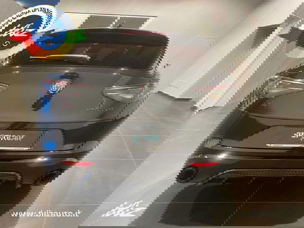 Alfa Romeo Stelvio usata a Udine (4)