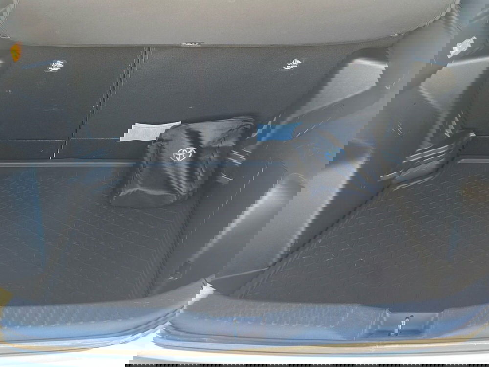 Toyota Yaris Cross usata a Ragusa (7)