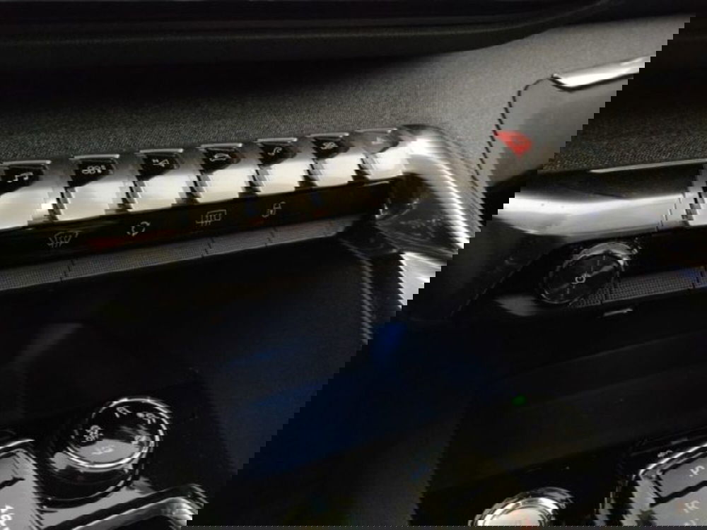 Peugeot 3008 usata a Modena (18)