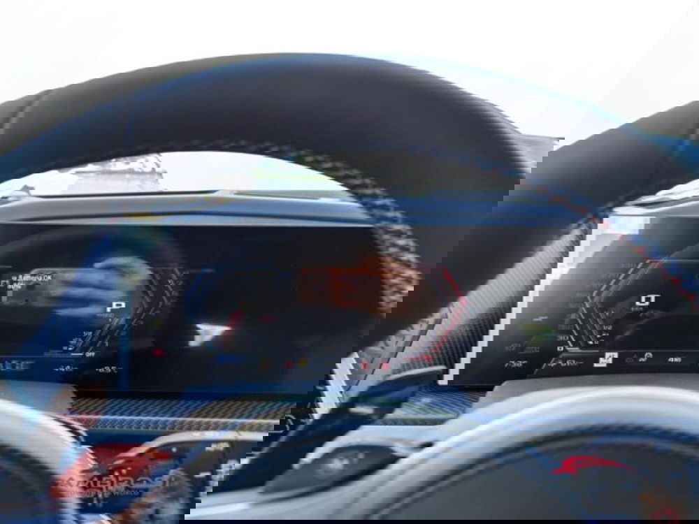 BMW XM nuova a Perugia (13)