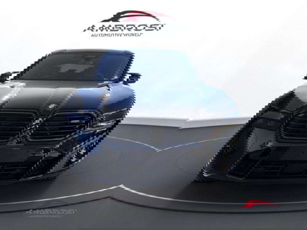 BMW XM nuova a Perugia (7)