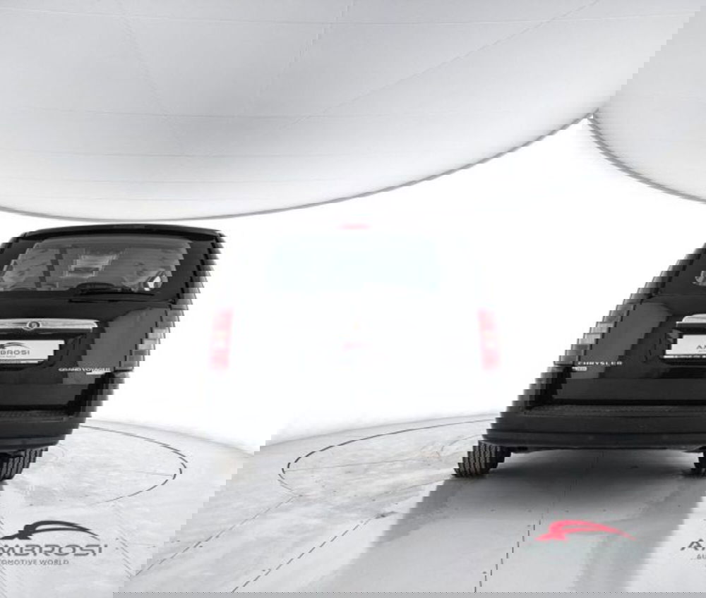 Chrysler Grand Voyager usata a Perugia (6)