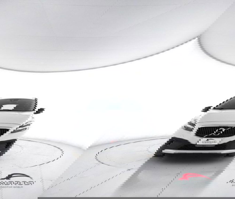 Volvo V40 Cross Country usata a Perugia (5)