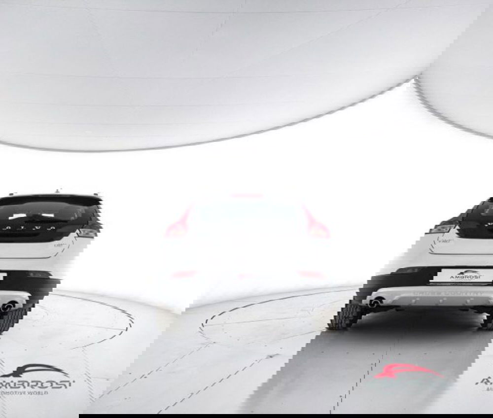 Volvo V40 Cross Country usata a Perugia (6)