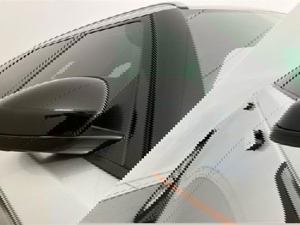 Land Rover Range Rover Velar usata a Como (16)