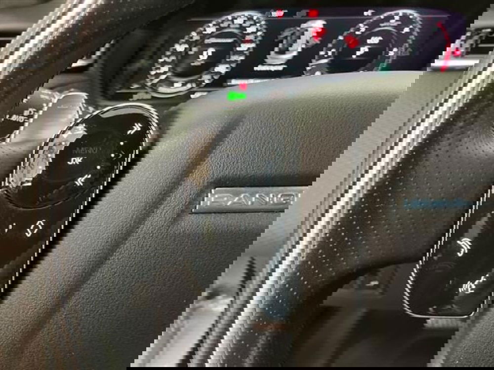Land Rover Range Rover Velar usata a Como (20)