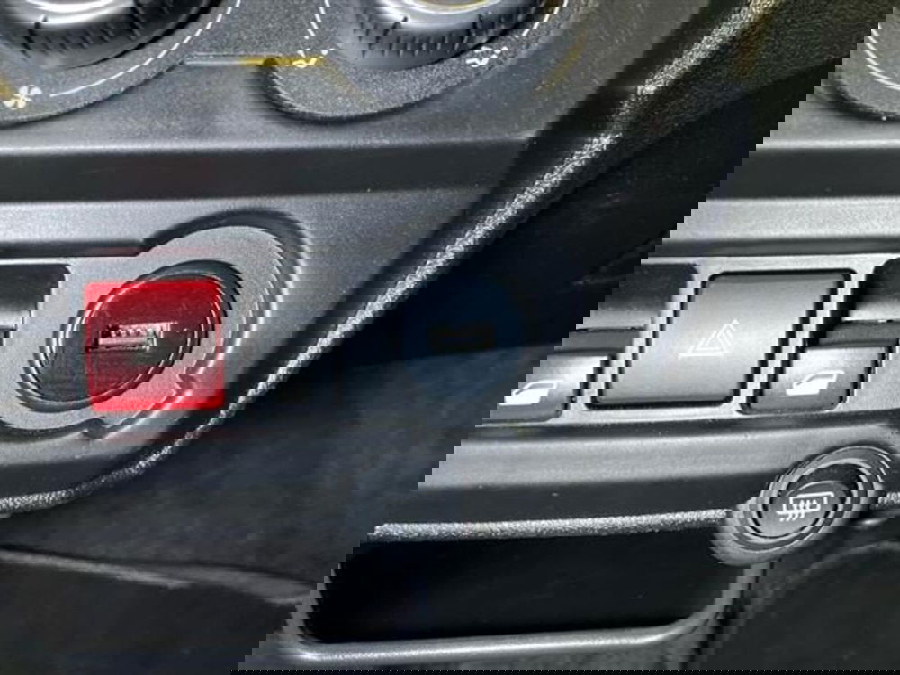 Aixam City 482 usata a Como (19)