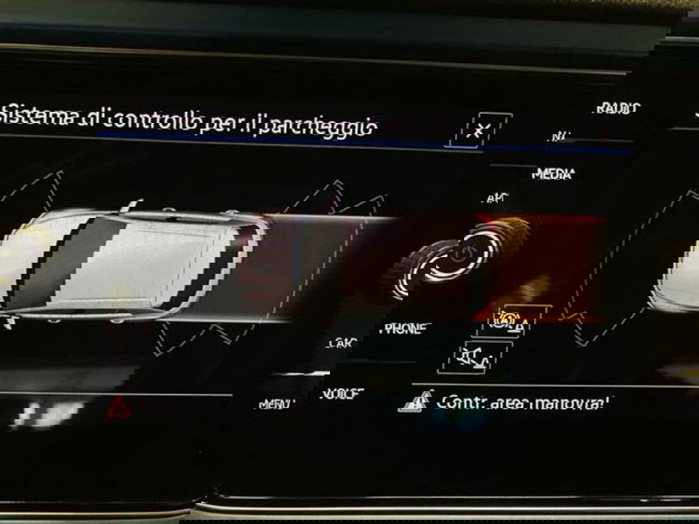 Volkswagen T-Roc usata a Como (14)