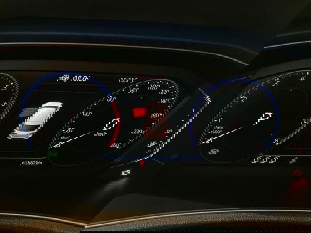 Volkswagen T-Roc usata a Como (15)