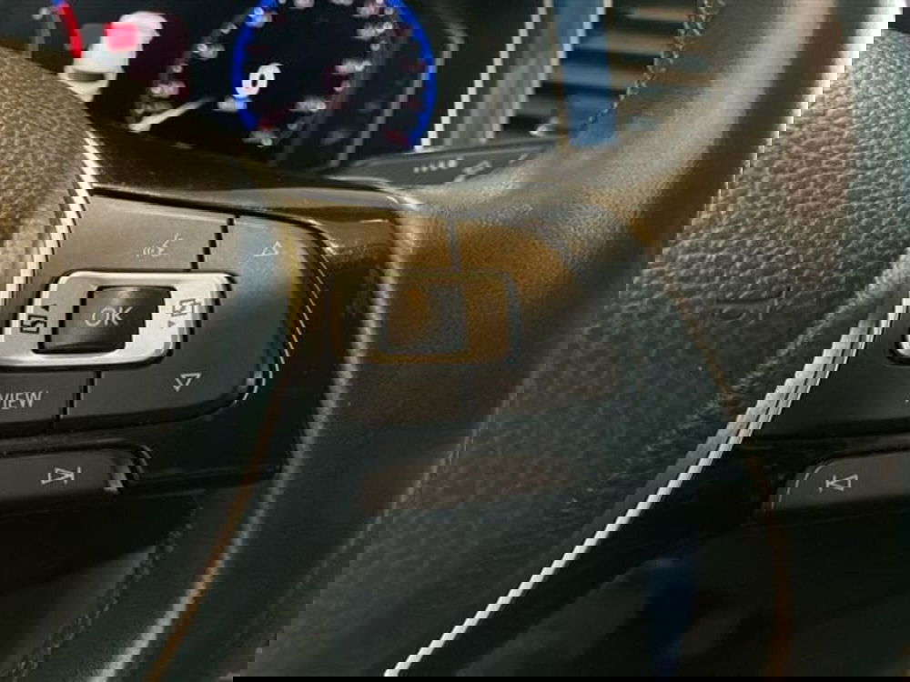 Volkswagen T-Roc usata a Como (18)