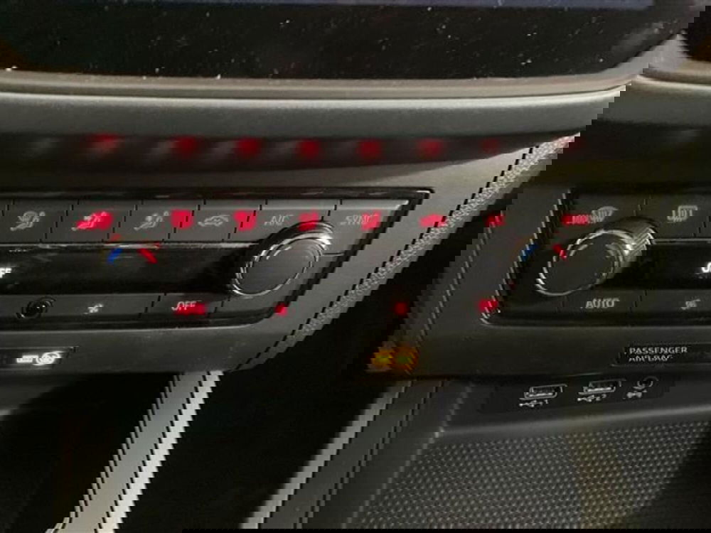 SEAT Arona usata a Como (20)