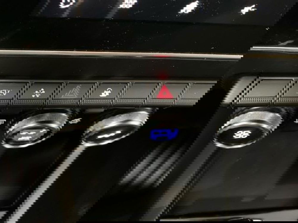 Renault Arkana usata a Como (19)