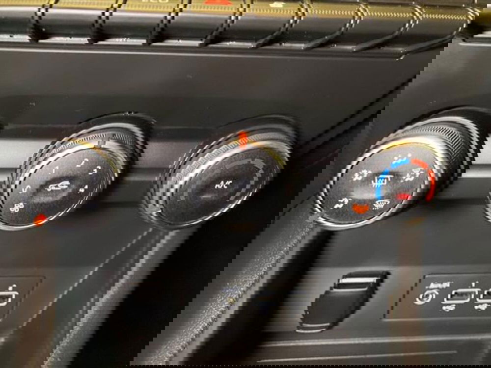 Renault Captur usata a Como (19)