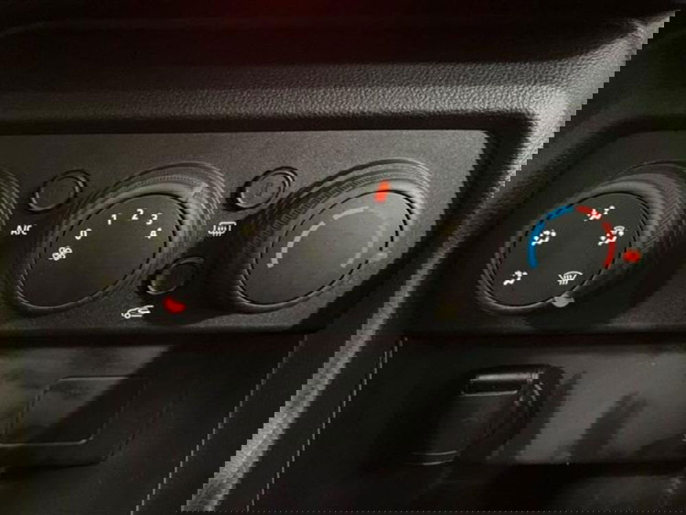 Dacia Jogger usata a Como (13)