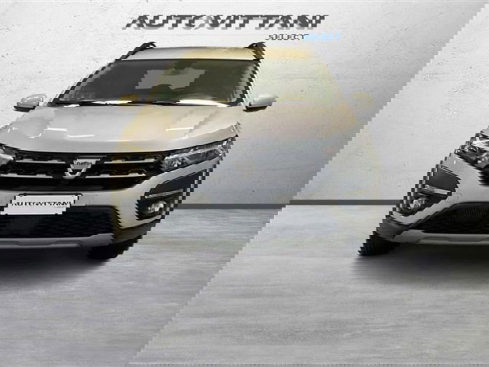 Dacia Jogger usata a Como (2)