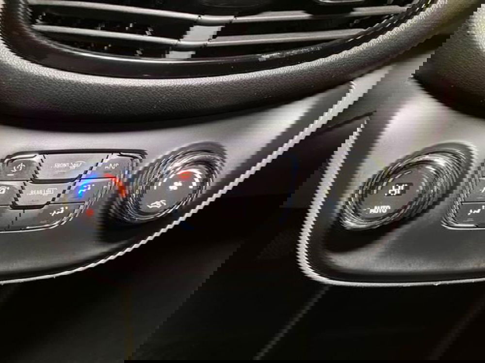 Opel Karl usata a Como (15)