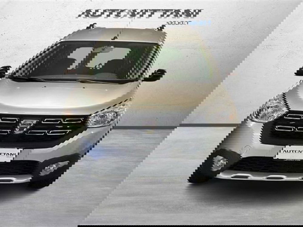 Dacia Dokker usata a Como (2)