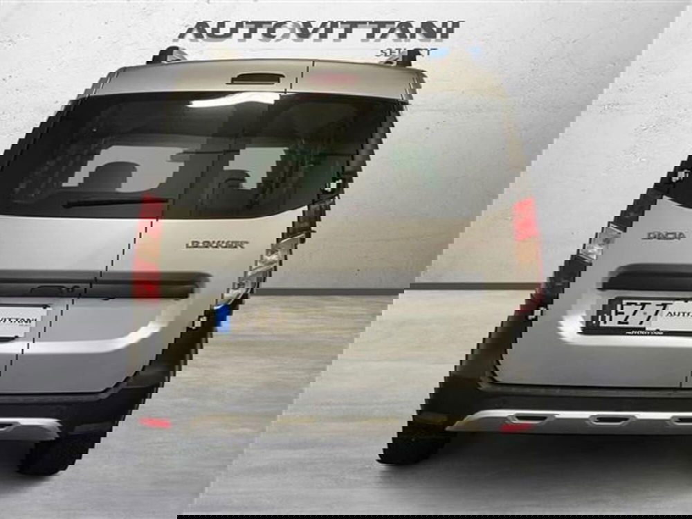 Dacia Dokker usata a Como (3)