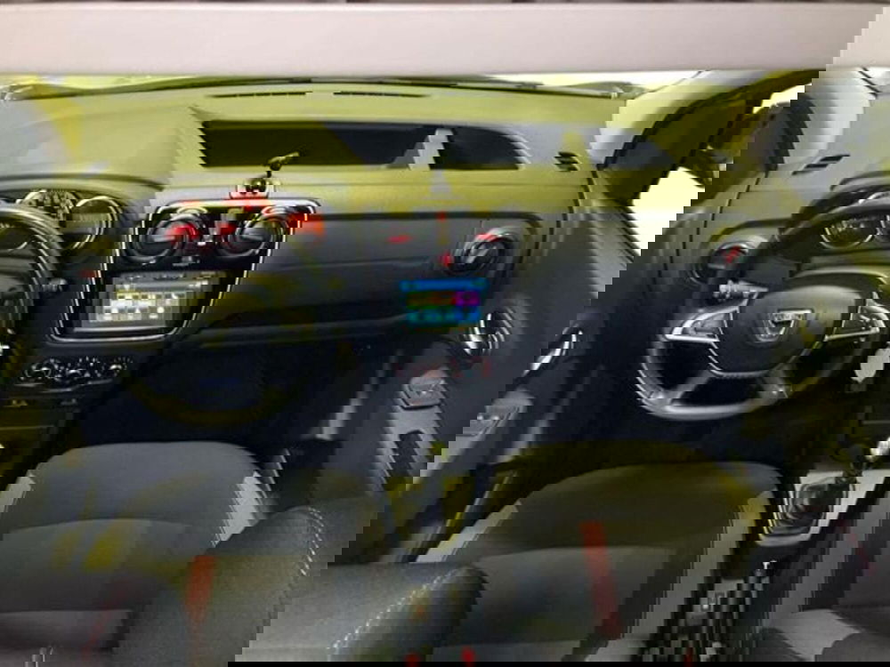 Dacia Dokker usata a Como (9)