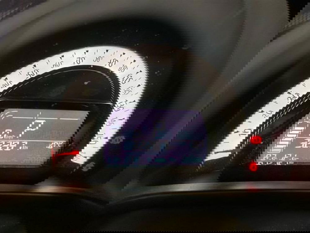 Renault Twingo usata a Como (15)