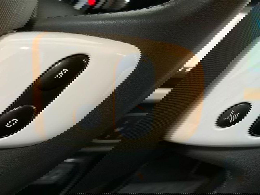 Renault Twingo usata a Como (19)