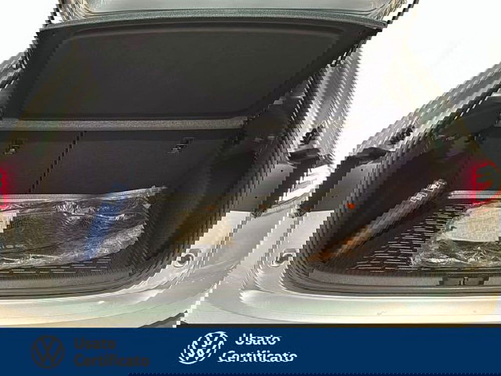 Volkswagen Taigo nuova a Vicenza (15)