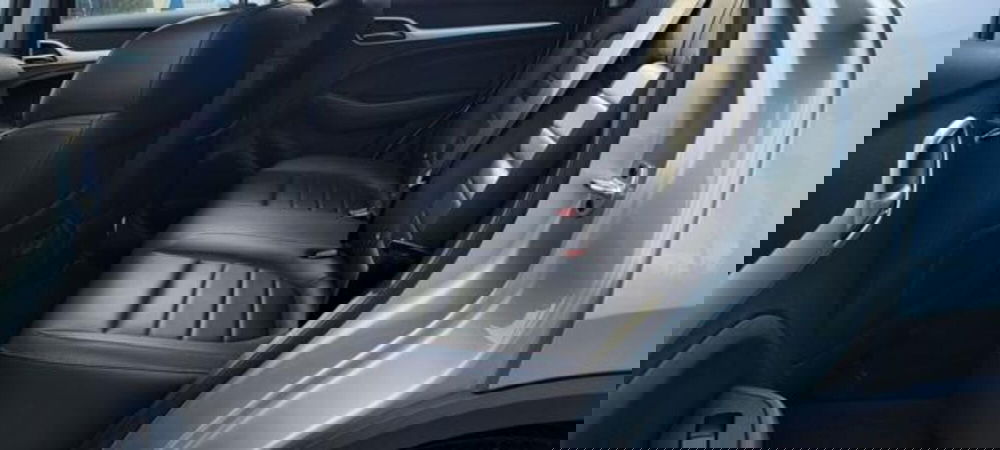 Mg ZS (2021-->) usata a Napoli (7)