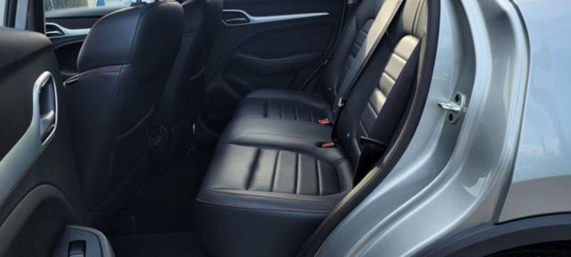 Mg ZS (2021-->) usata a Napoli (7)