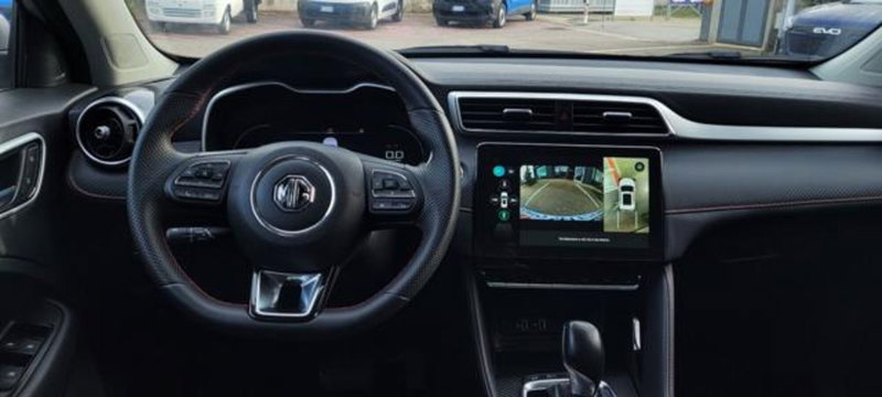 Mg ZS (2021-->) usata a Napoli (8)