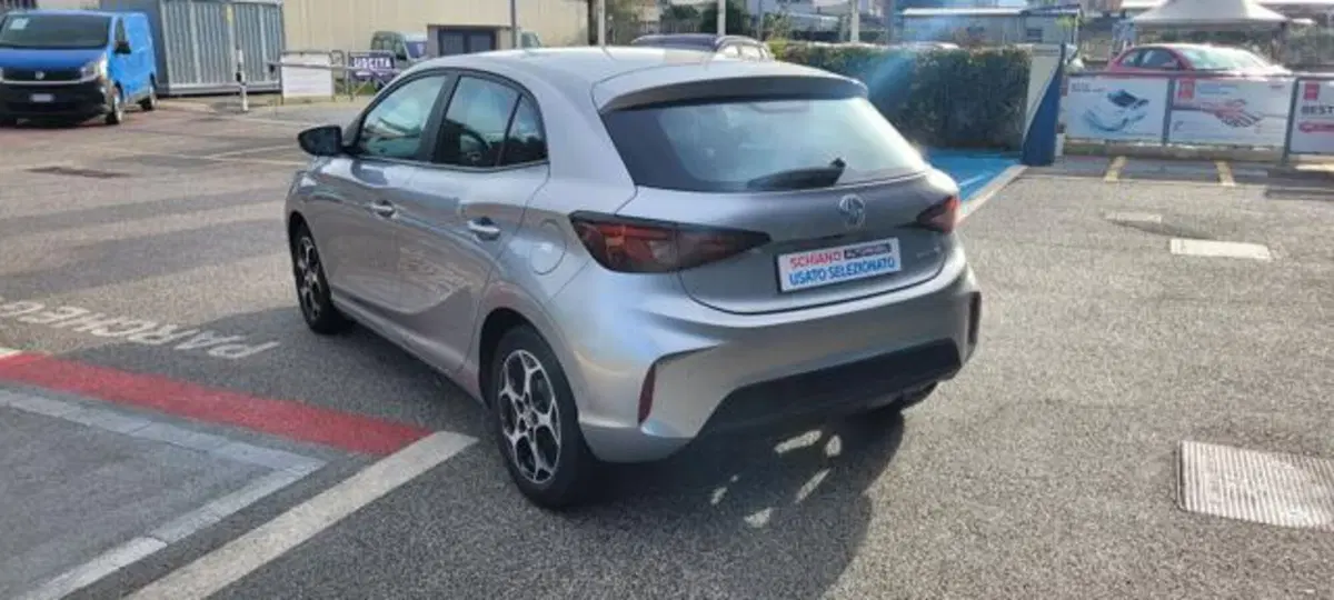 Mg MG3 usata a Napoli (3)