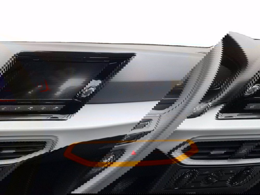 SEAT Arona usata a Milano (14)