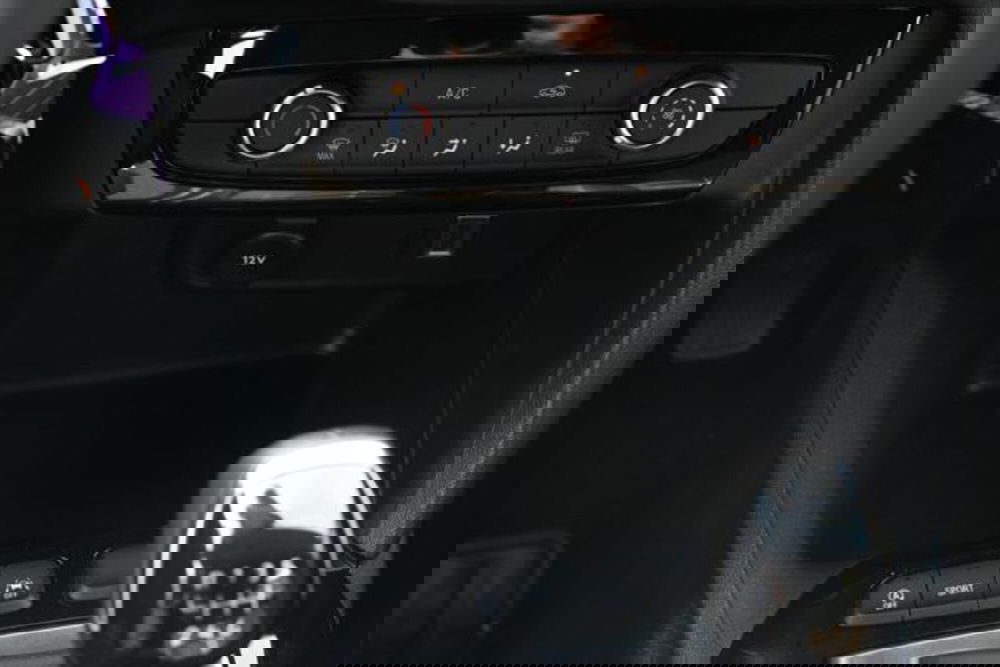 Opel Corsa usata a Torino (17)