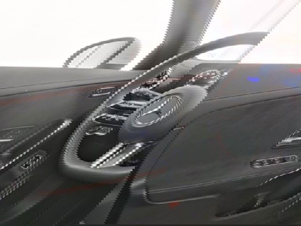 Mercedes-Benz CLA Shooting Brake usata a Milano (8)