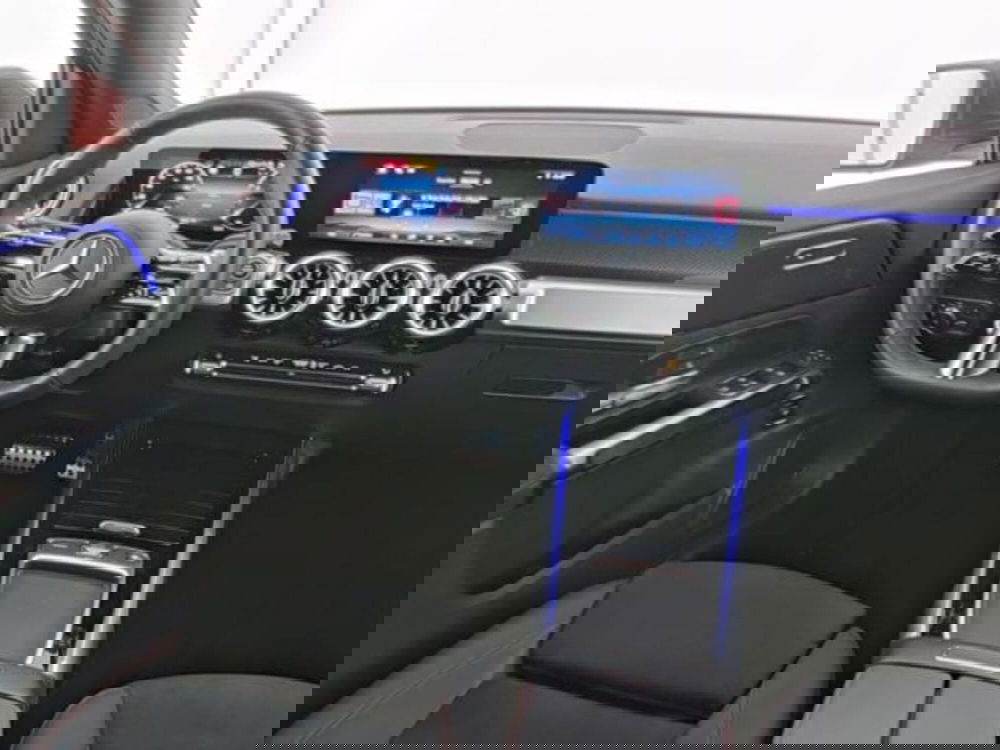 Mercedes-Benz GLB usata a Milano (5)