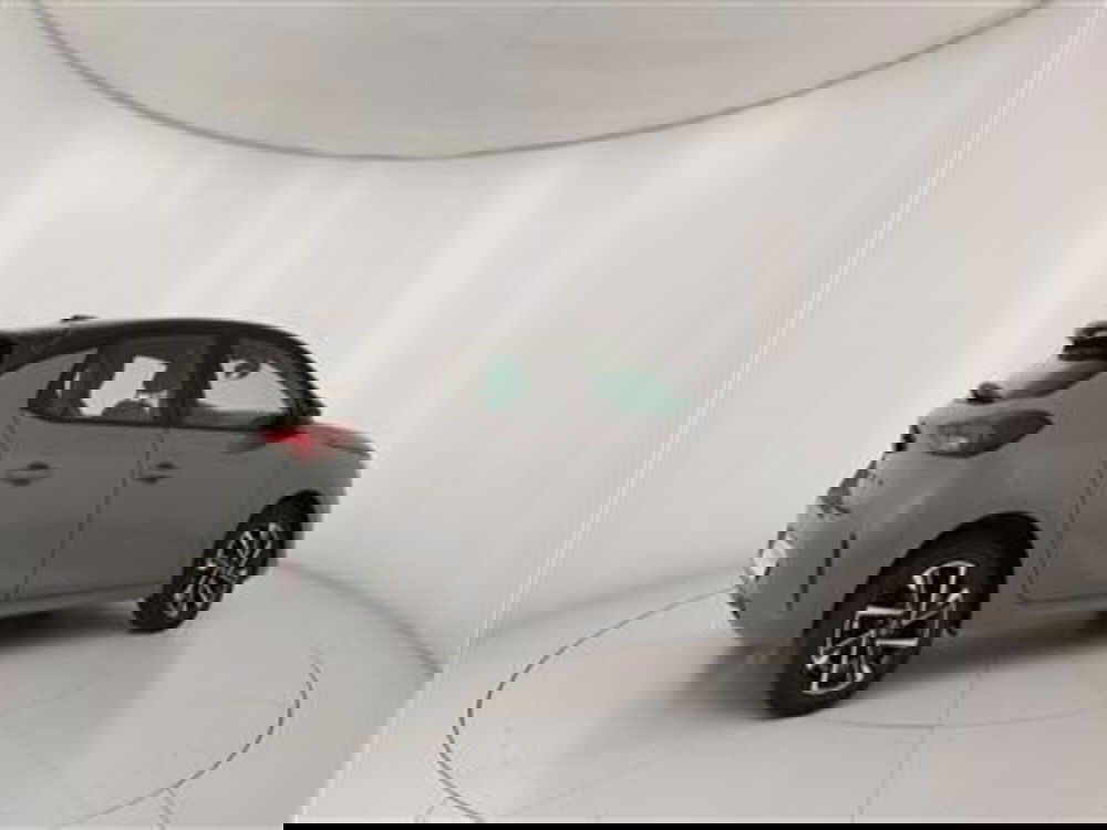 Opel Corsa nuova a Bari (8)