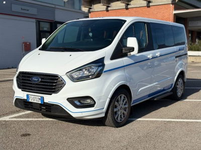 Ford Tourneo Custom 310 2.0 TDCi 130CV aut. PC Titanium del 2018 usata a Massarosa