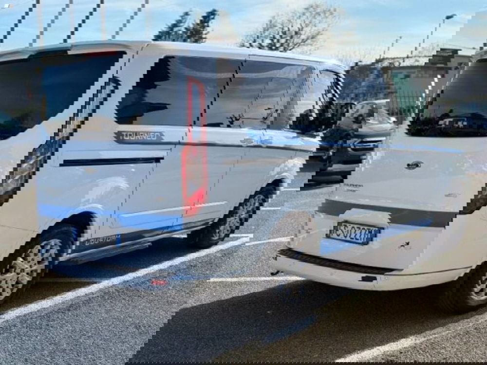 Ford Tourneo Custom usata a Lucca (4)