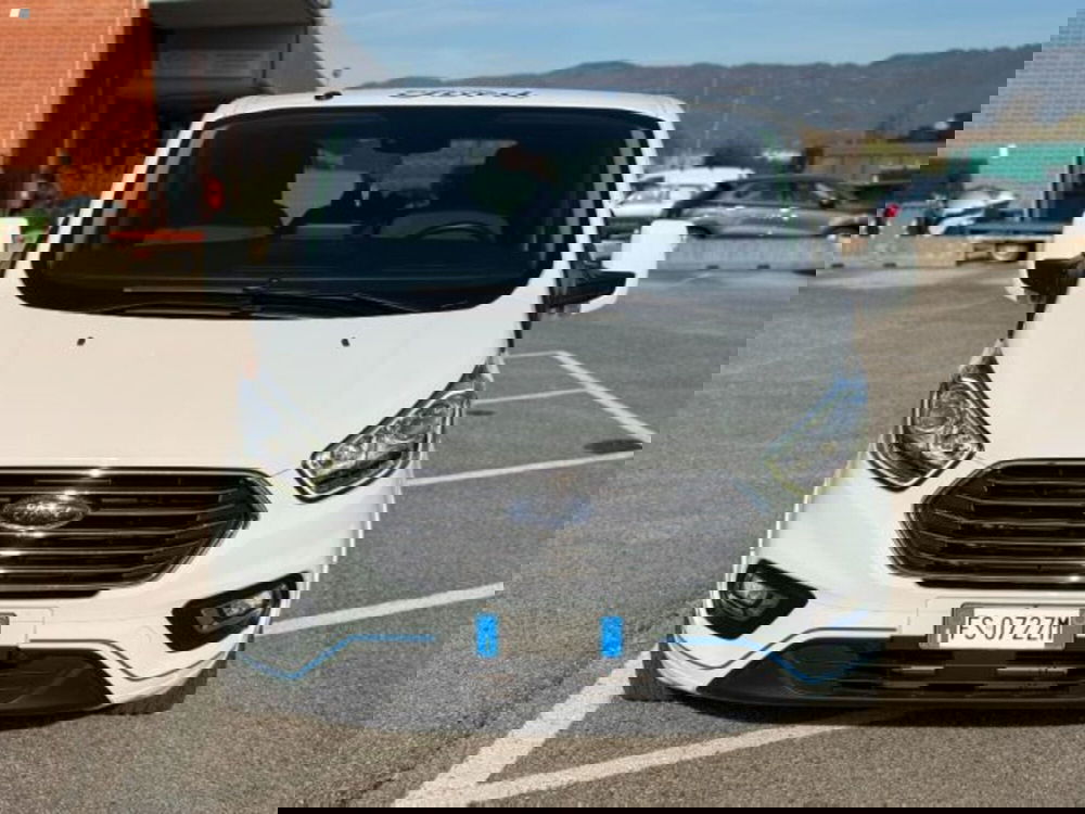 Ford Tourneo Custom usata a Lucca (7)