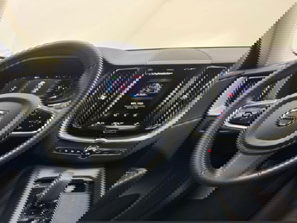 Volvo XC60 usata a Como (10)