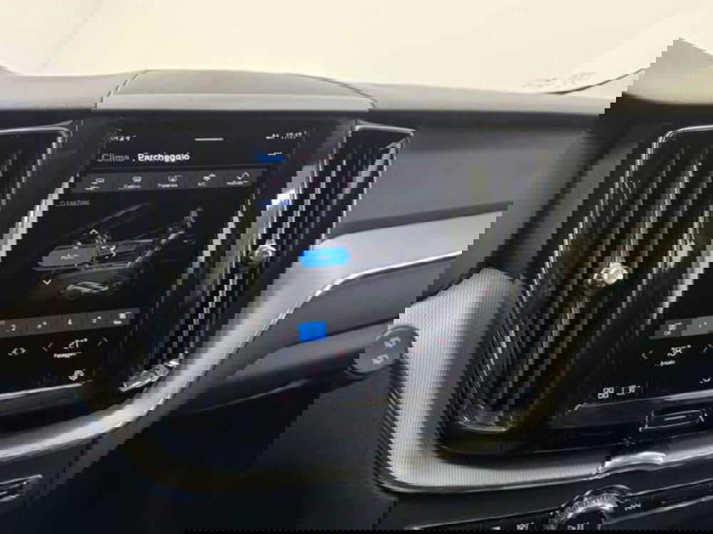 Volvo XC60 usata a Como (17)