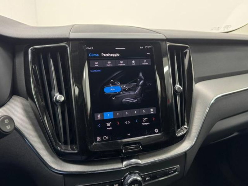 Volvo XC60 usata a Como (17)